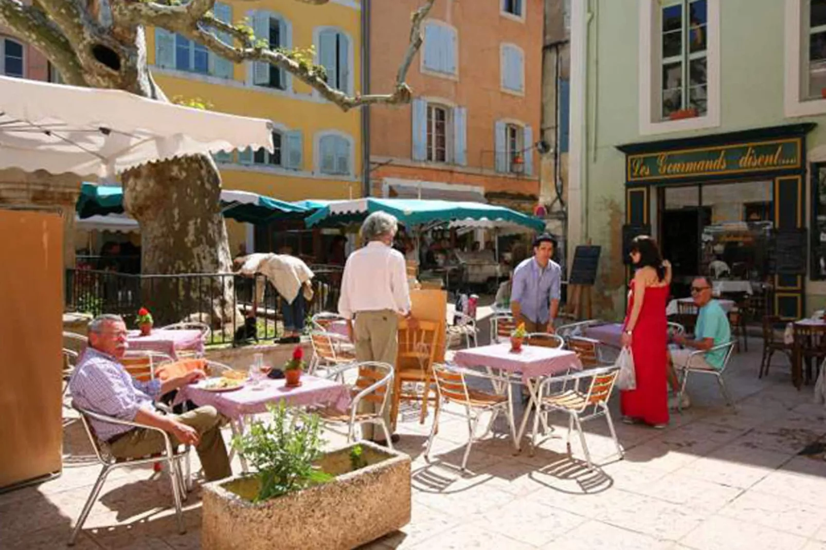 La Petite Colline-Areas summer 1km
