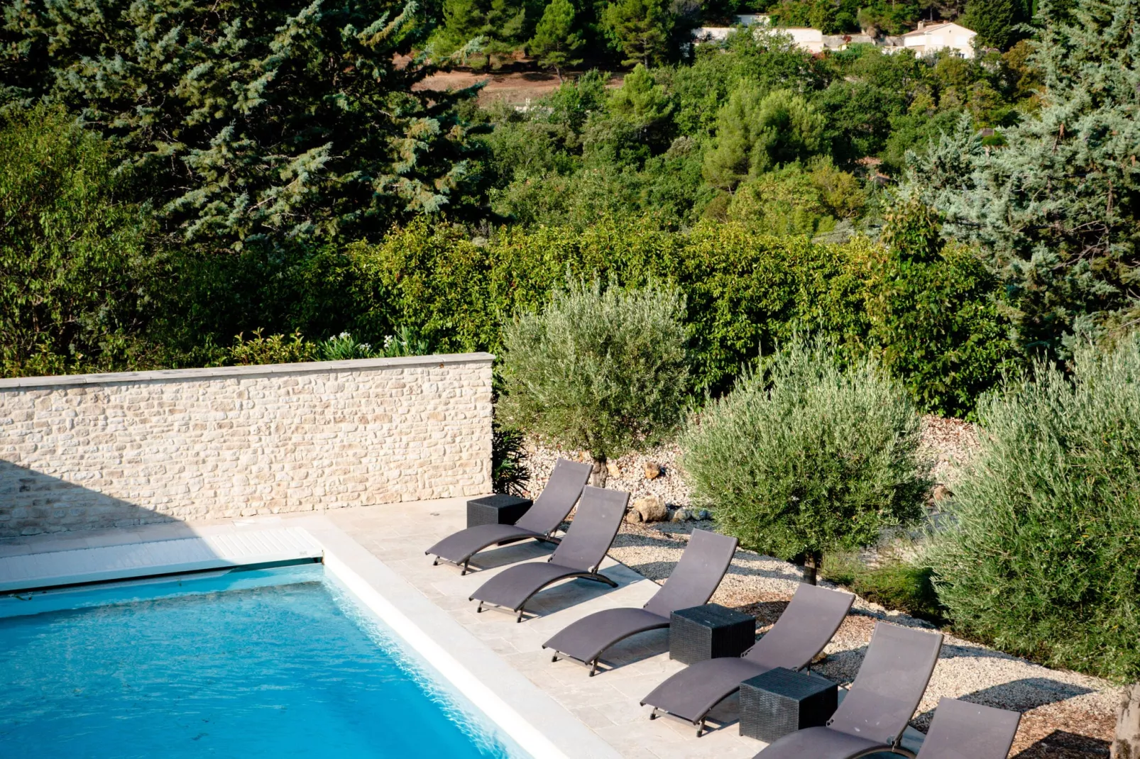 La Petite Colline-Pool
