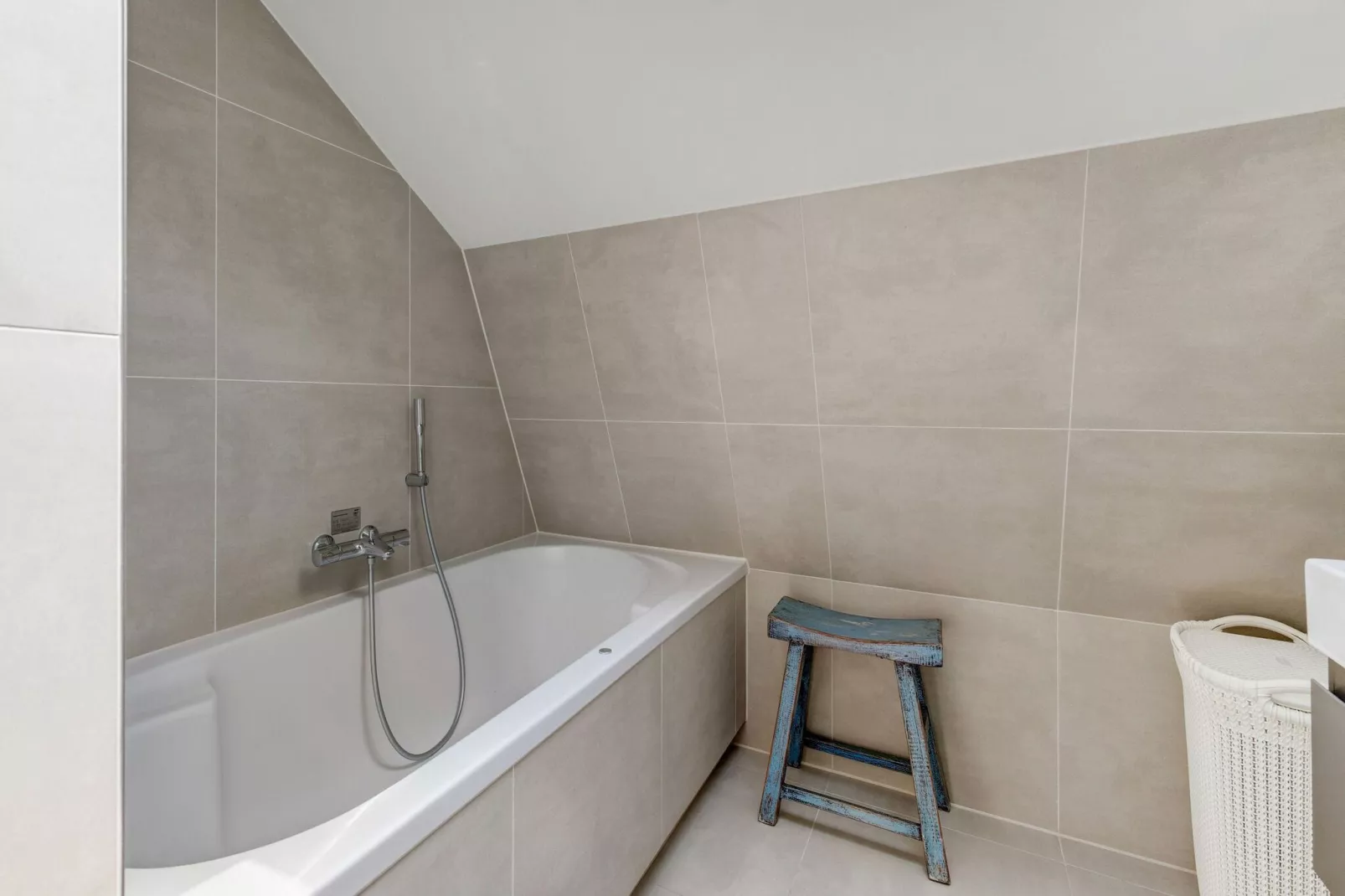 Villa Egmond-Bathroom