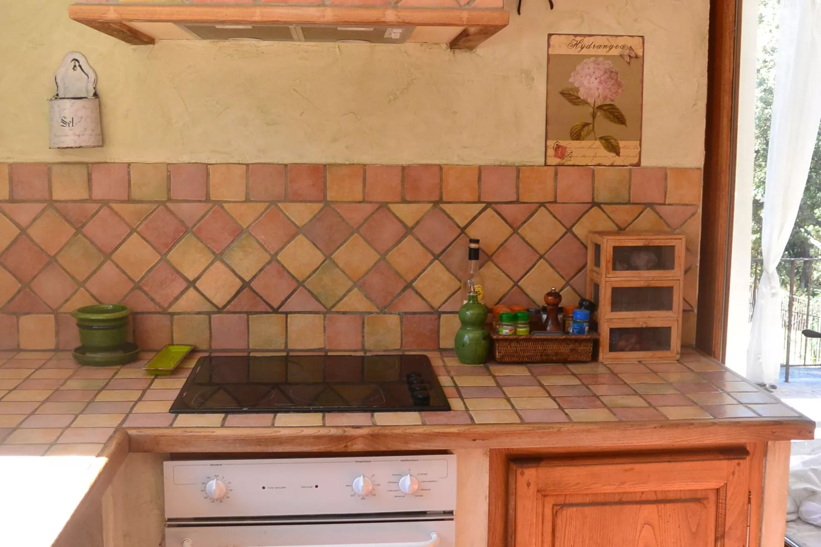 Crillon le Brave-Kitchen
