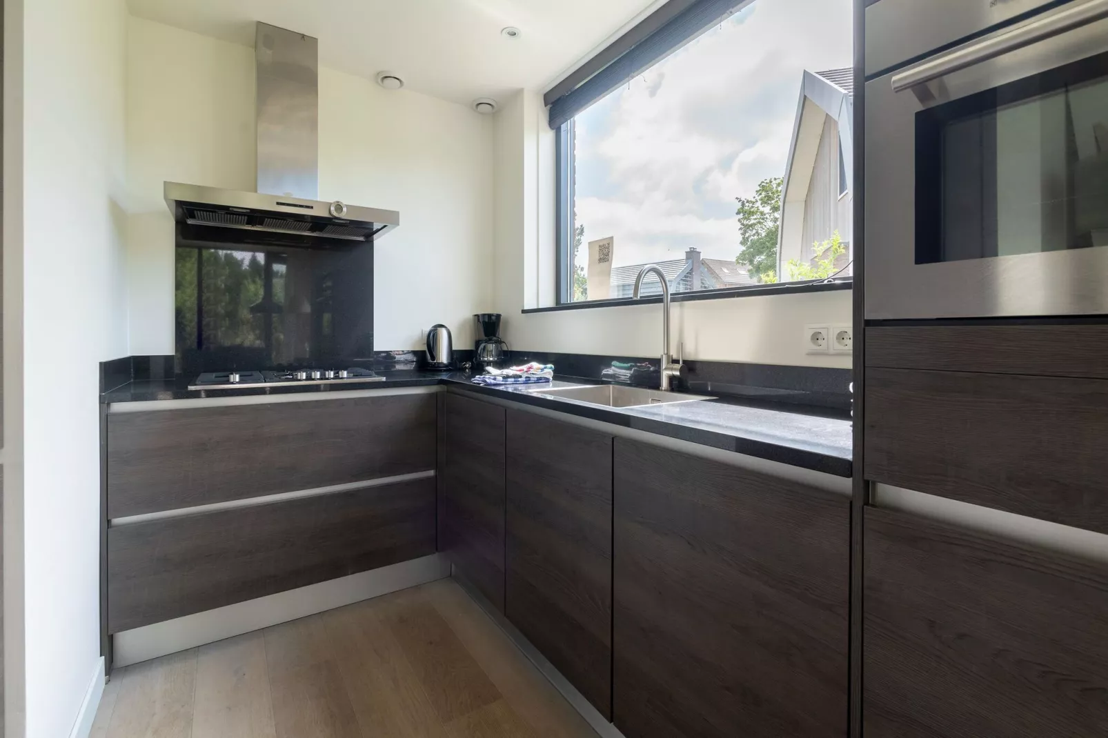 Waterland-Kitchen