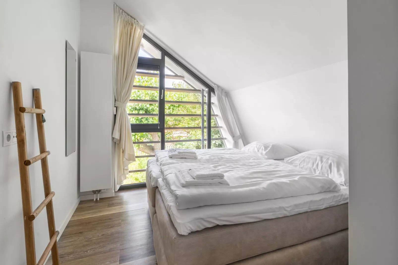 Waterland-Bedroom