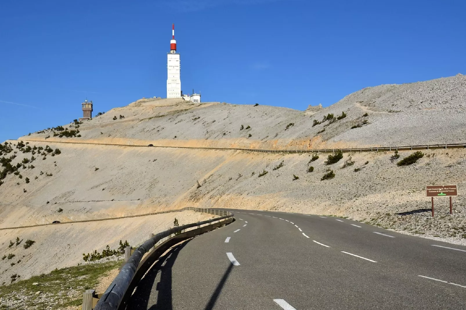 Crillon le Brave-Areas summer 5km