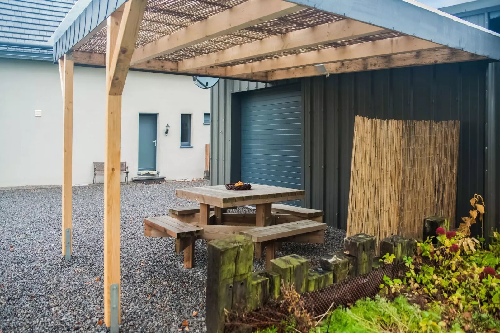 Charmante habitation avec Sauna infrarouge à Wirtzfeld-Terrace balcony