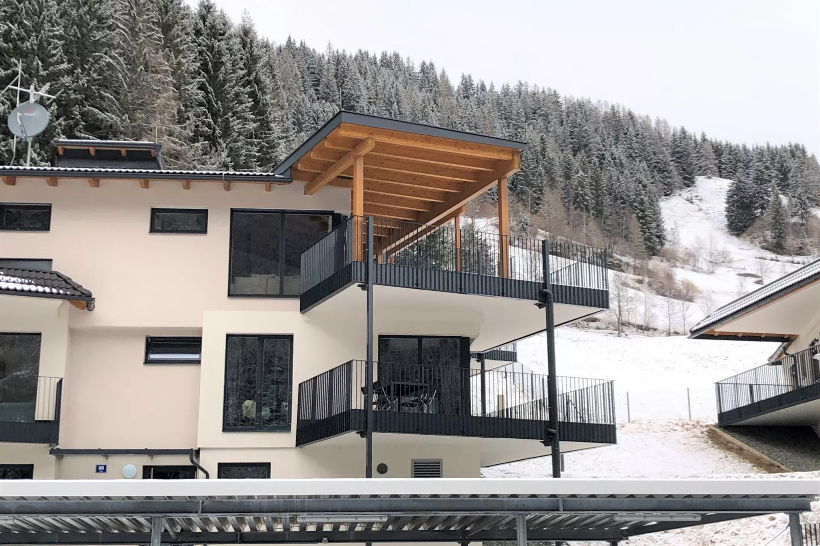 Apartment Mountain View-Exterior winter