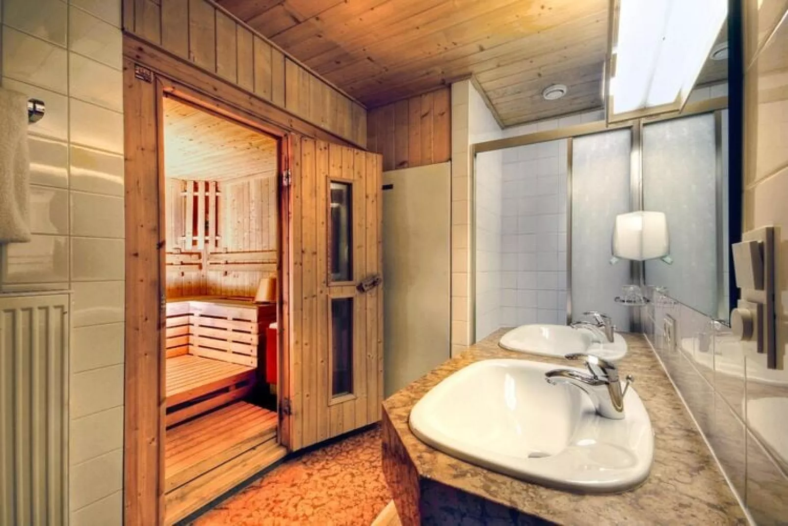 Apart Hotel Goldried - 4 Personen-Bathroom