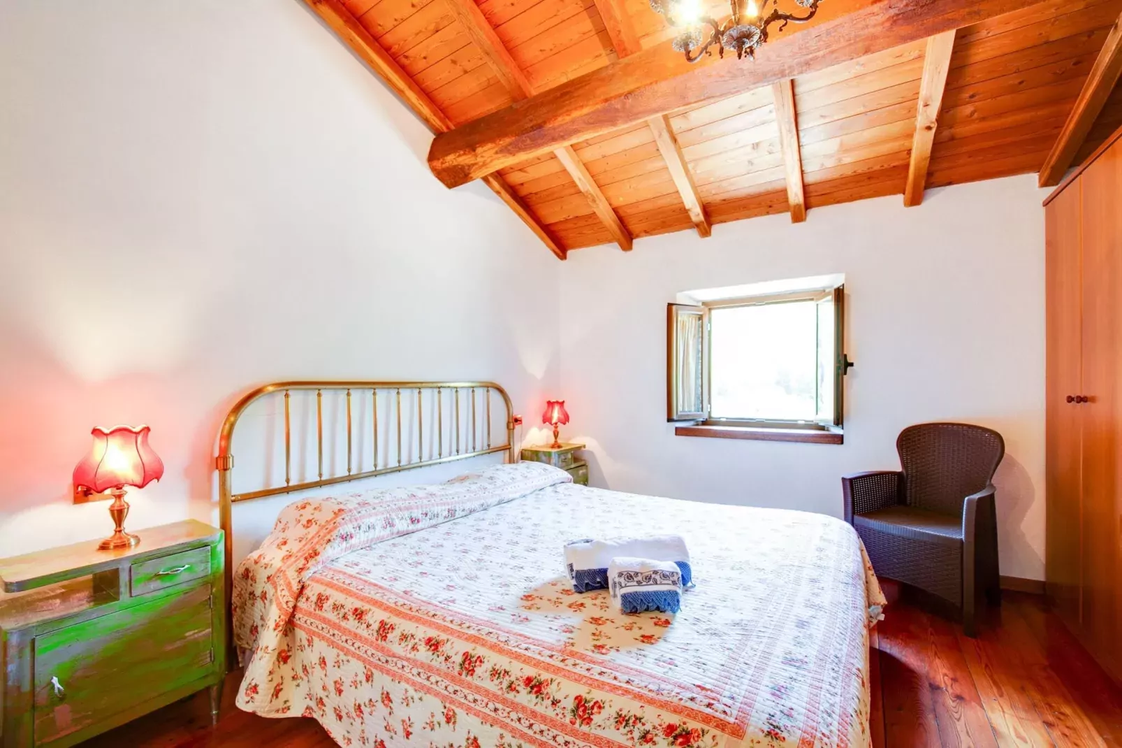 Metato-Bedroom