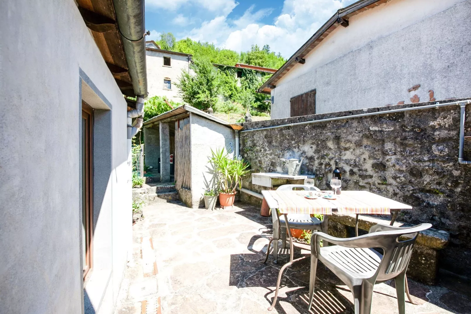 Metato-Terrace balcony