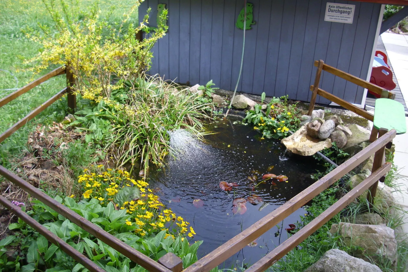 Wannenhof-Gardens in summer