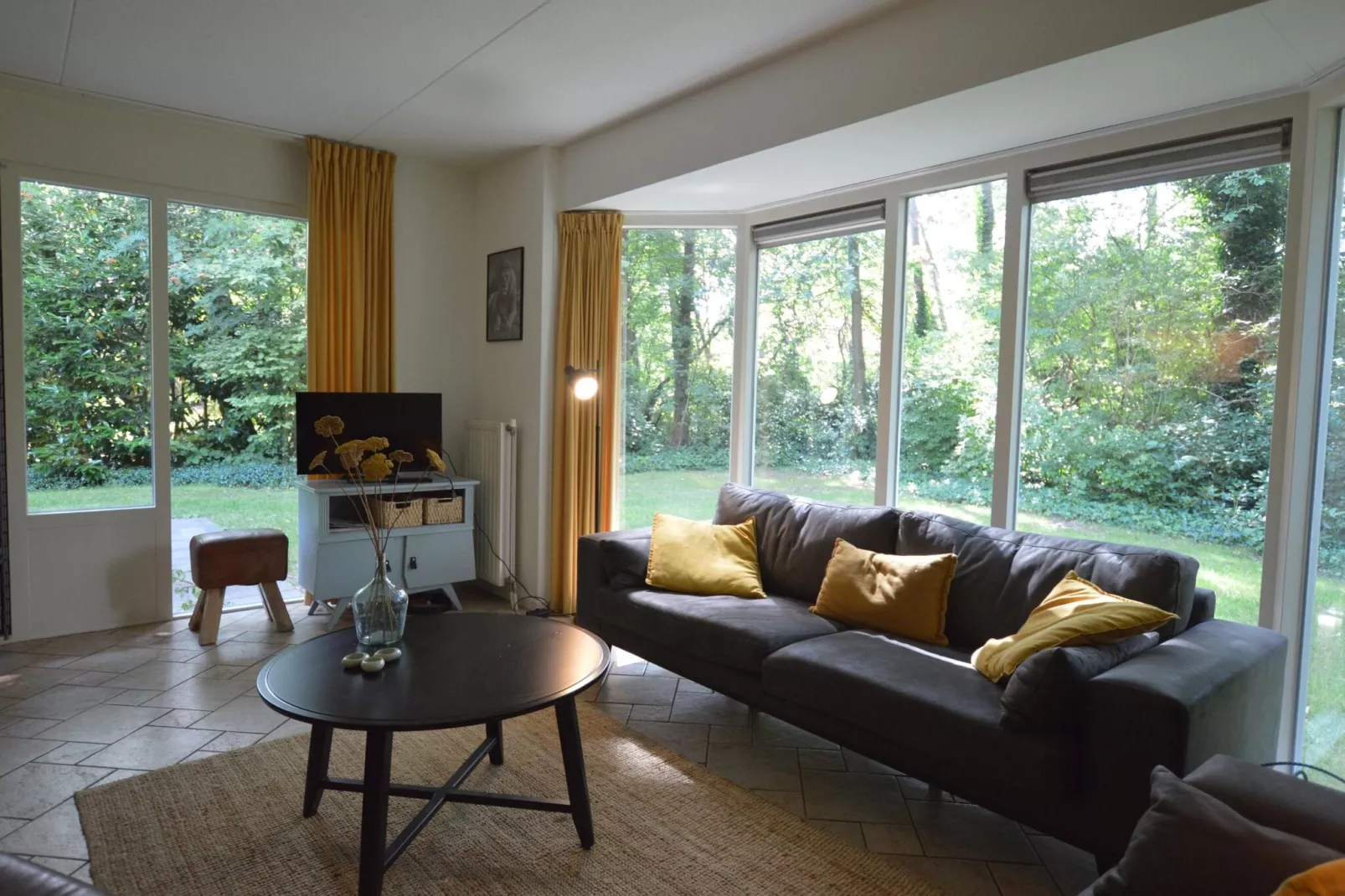 Buitenplaats Berg en Bos nummer 43-Living room