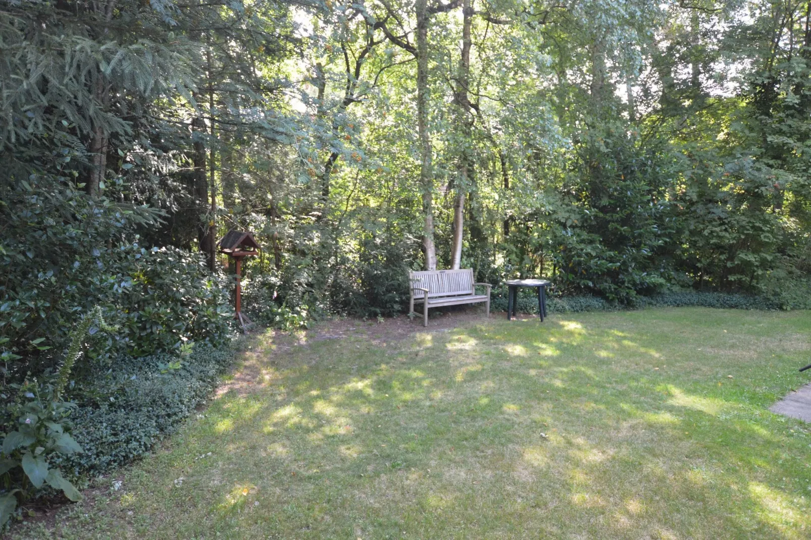 Buitenplaats Berg en Bos nummer 43-Gardens summer