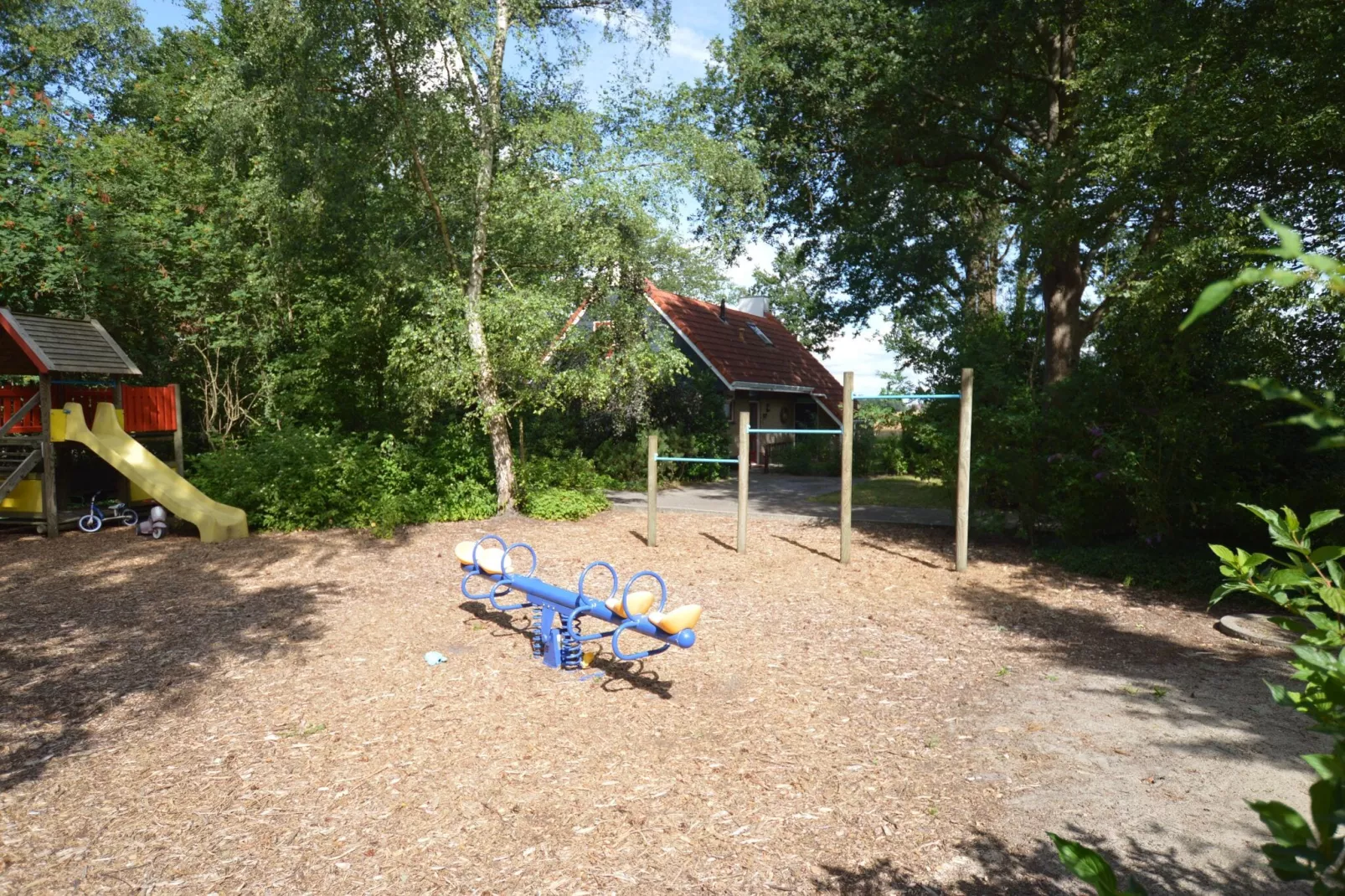 Buitenplaats Berg en Bos nummer 43-Areas summer 1km