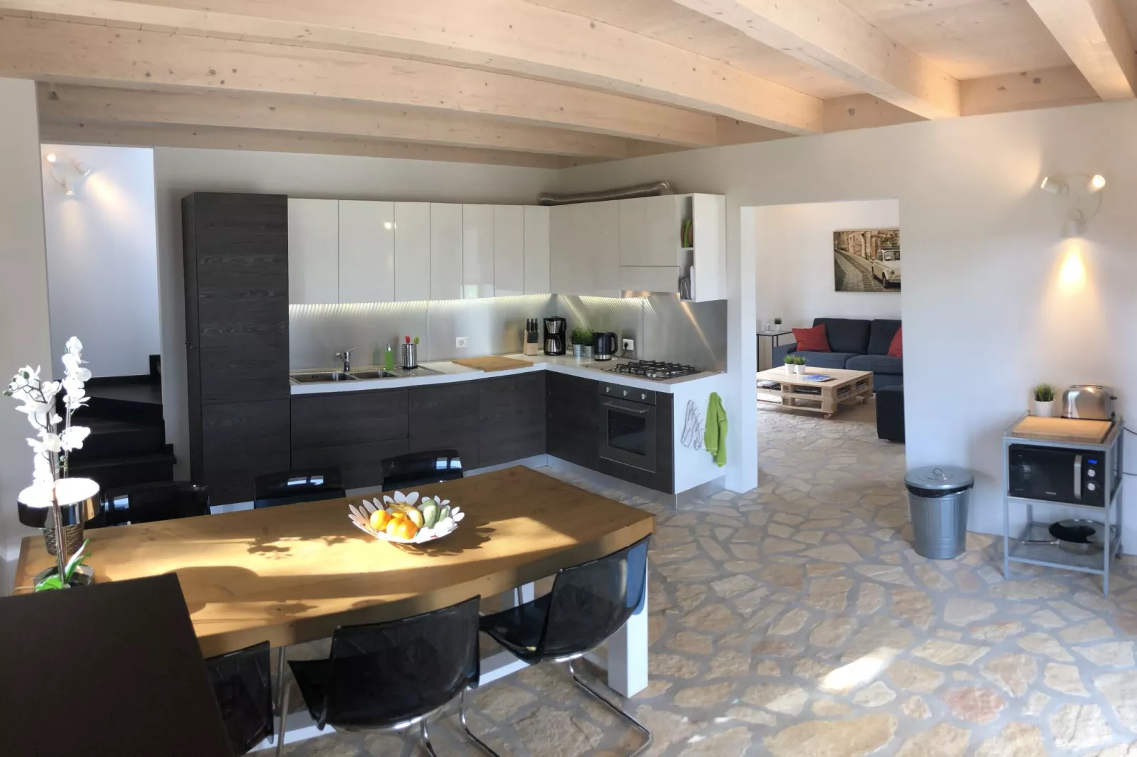 Vistaverde-Kitchen