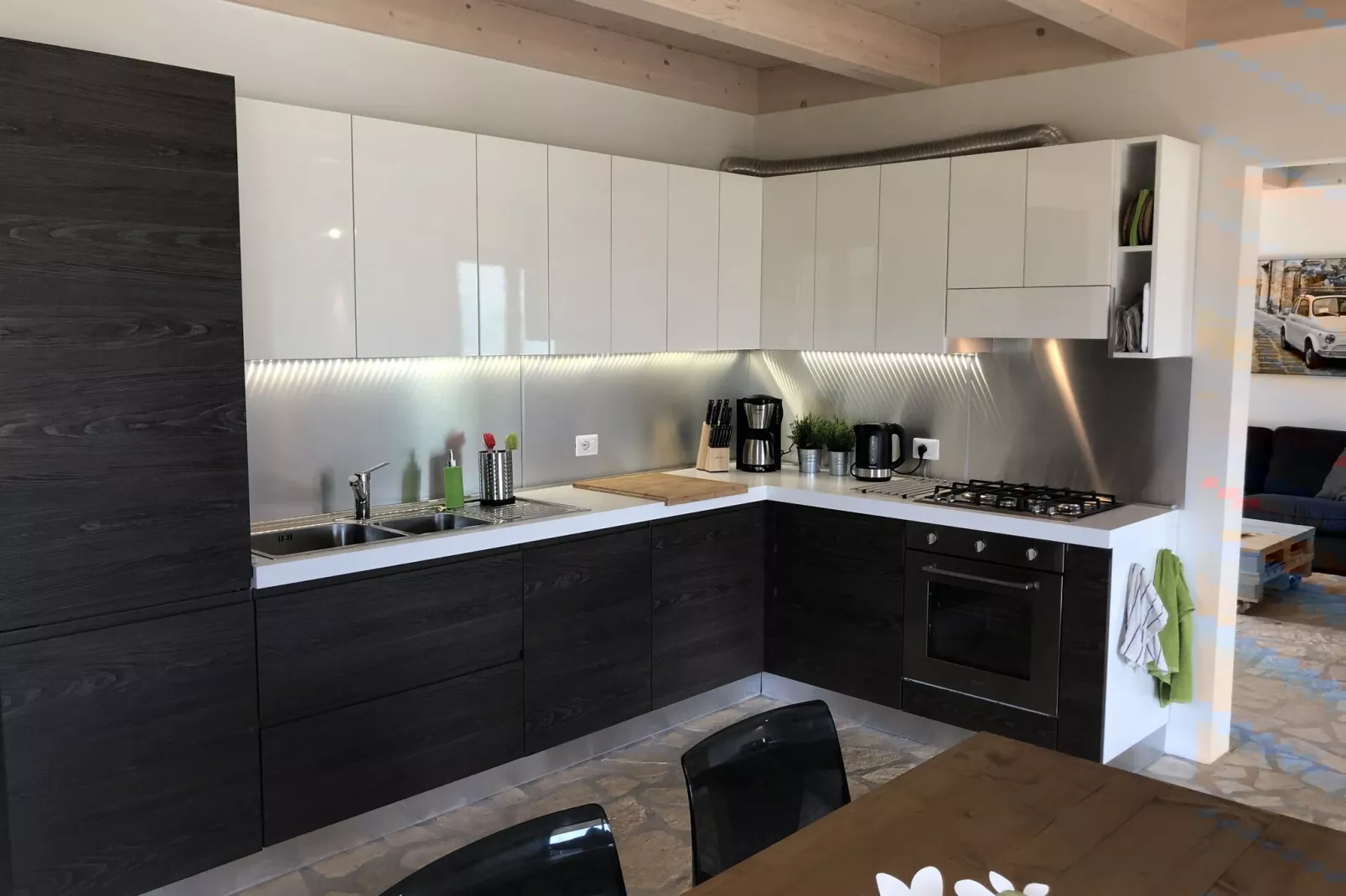 Vistaverde-Kitchen