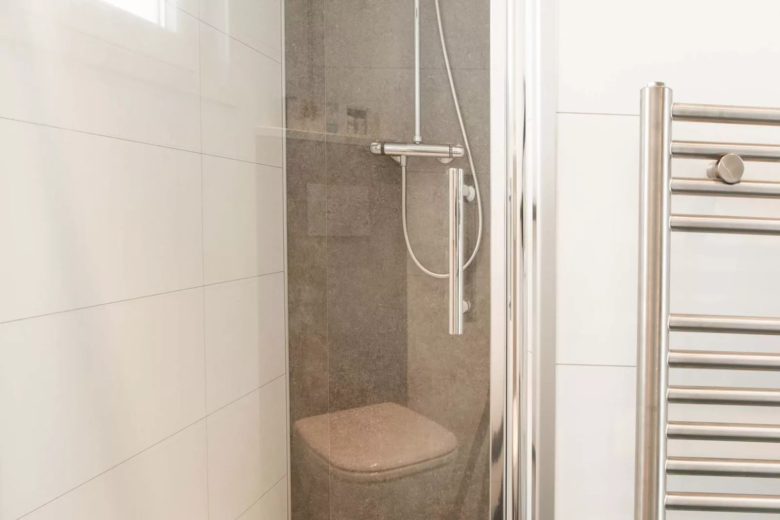 Noordwijkse Duinen 2-Bathroom