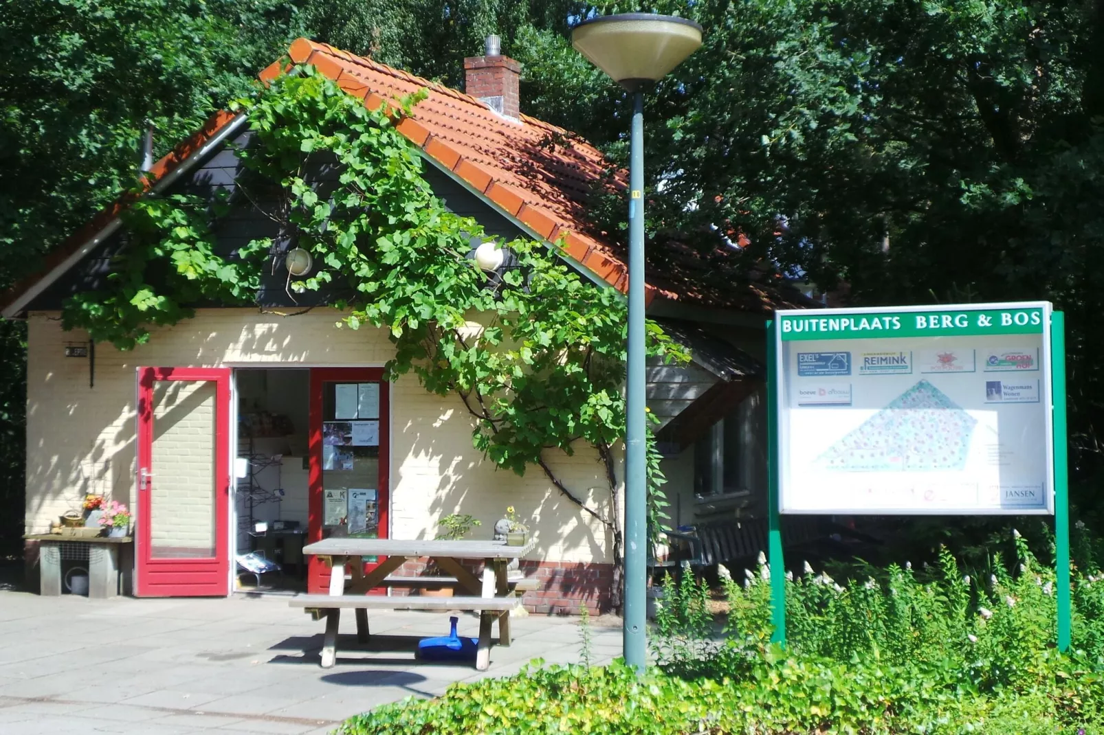 Buitenplaats Berg en Bos nummer 15-Park facilities