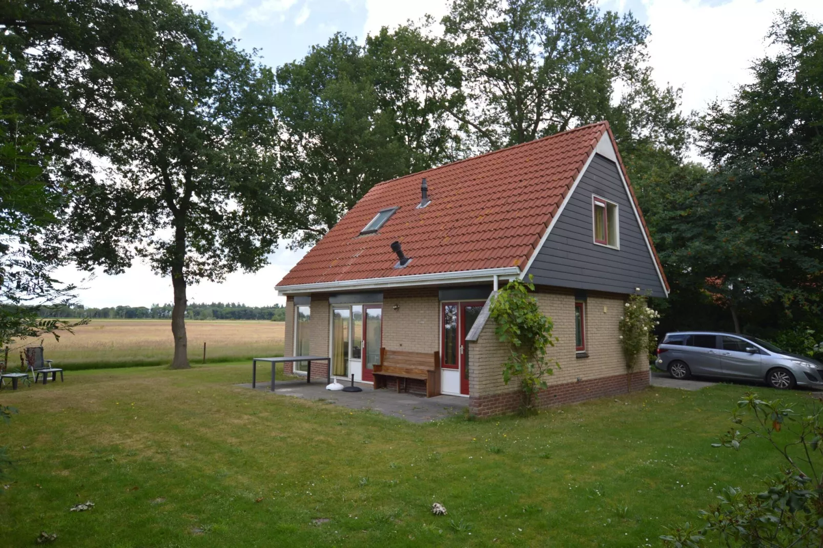 Buitenplaats Berg en Bos nummer 18-Exterior summer