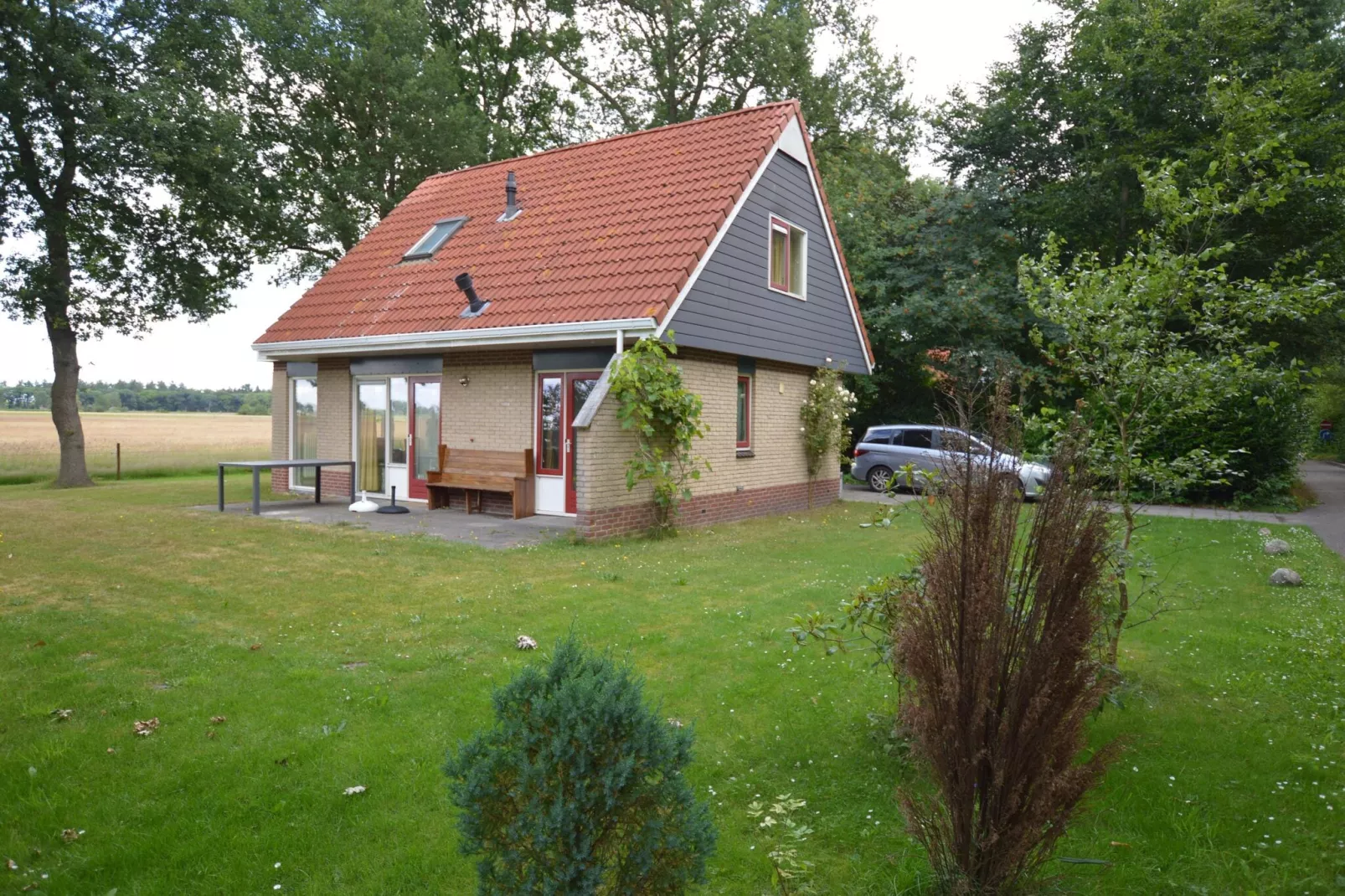 Buitenplaats Berg en Bos nummer 18-Exterior summer