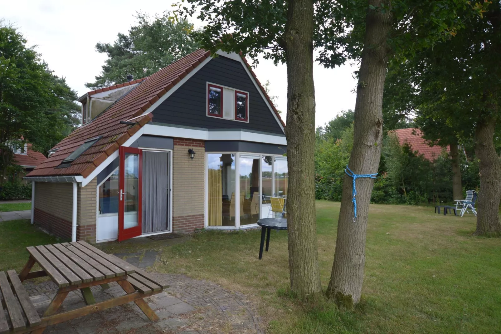 Buitenplaats Berg en Bos nummer 18-Exterior summer