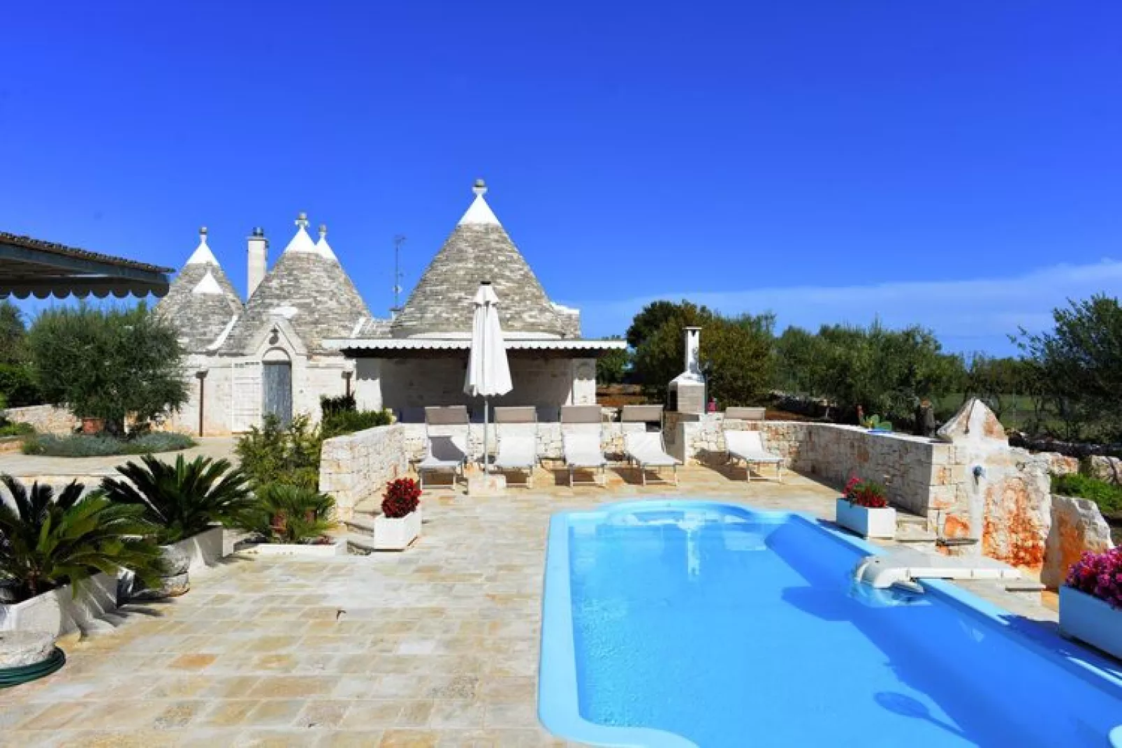 Holiday home Cisternino-Trullo Ulivo Antico-Piscine