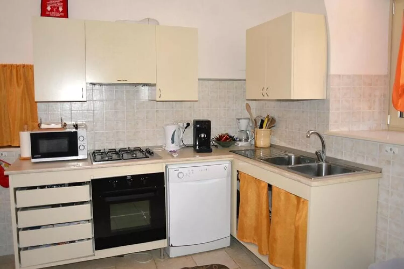 Holiday home Cisternino-Trullo Ulivo Antico-Cuisine