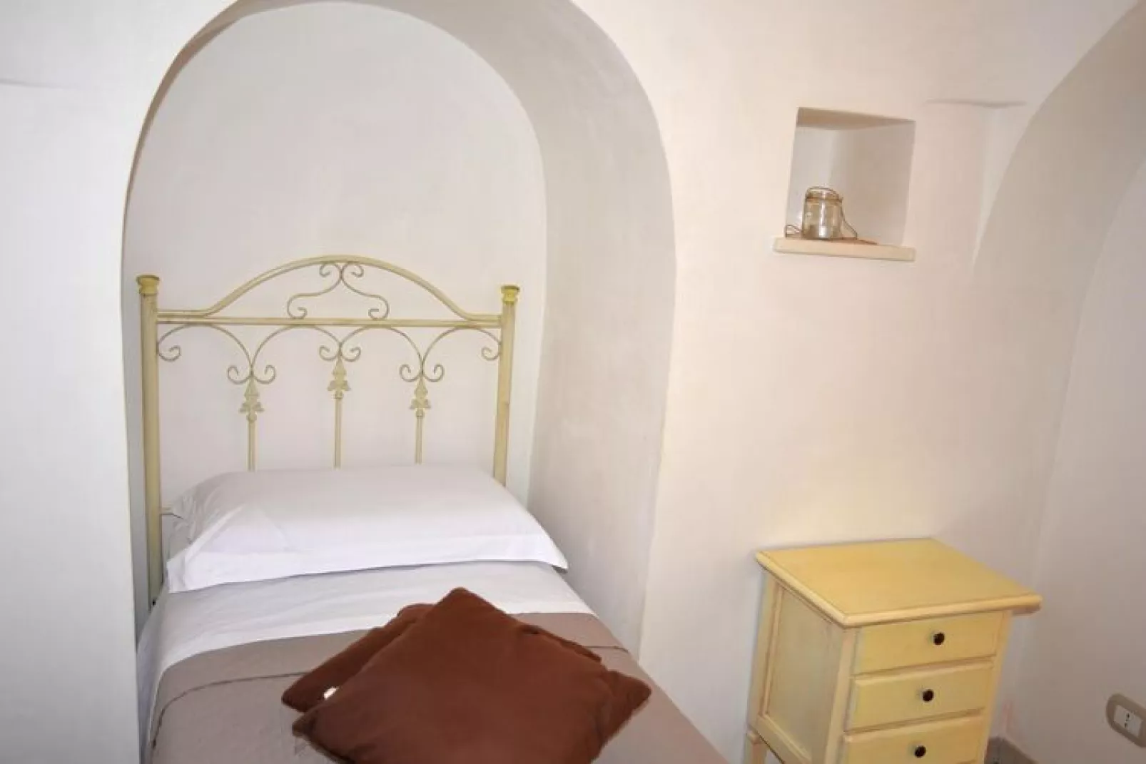 Holiday home Cisternino-Trullo Ulivo Antico-Chambre
