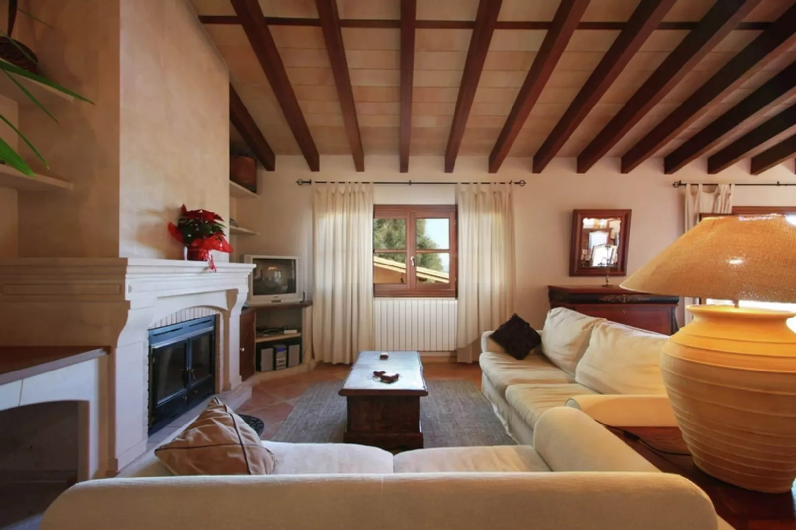 Petit-Living room