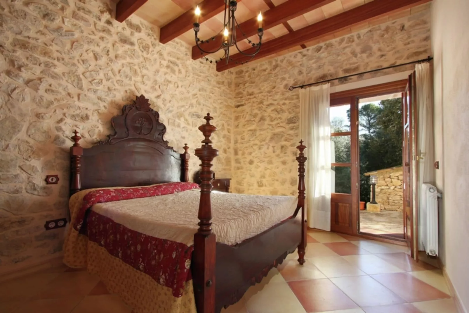 Petit-Bedroom