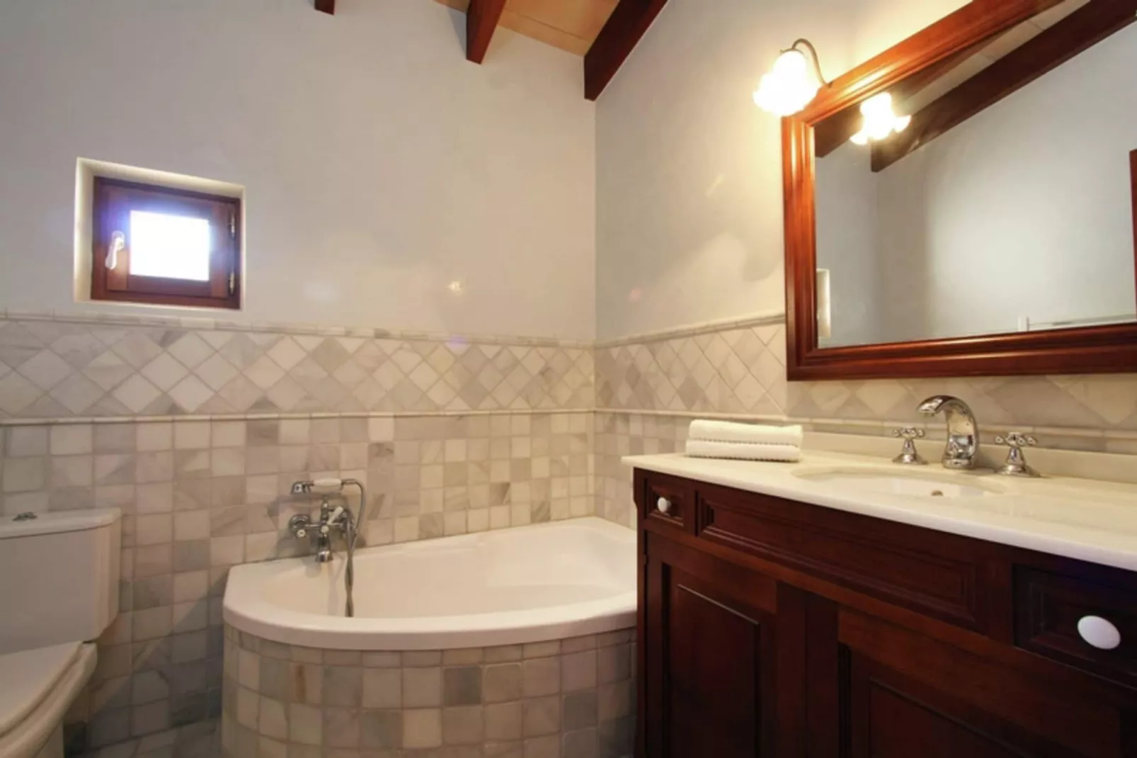 Petit-Bathroom