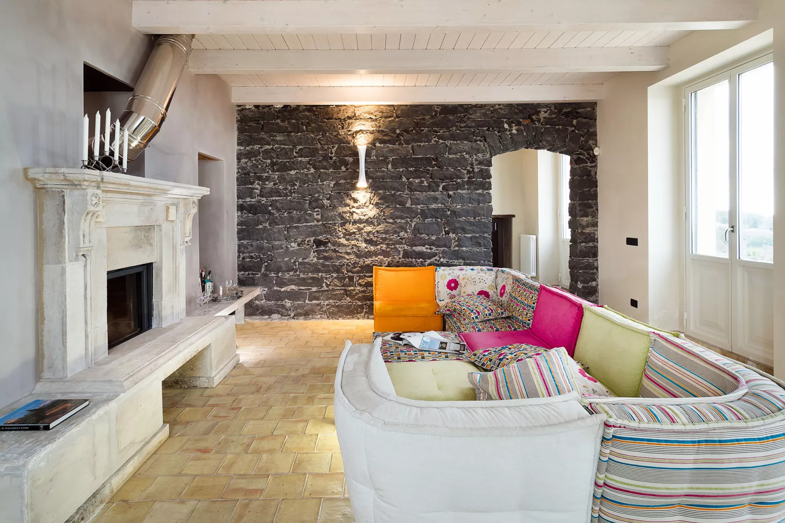 La Torretta Dieci-Living room