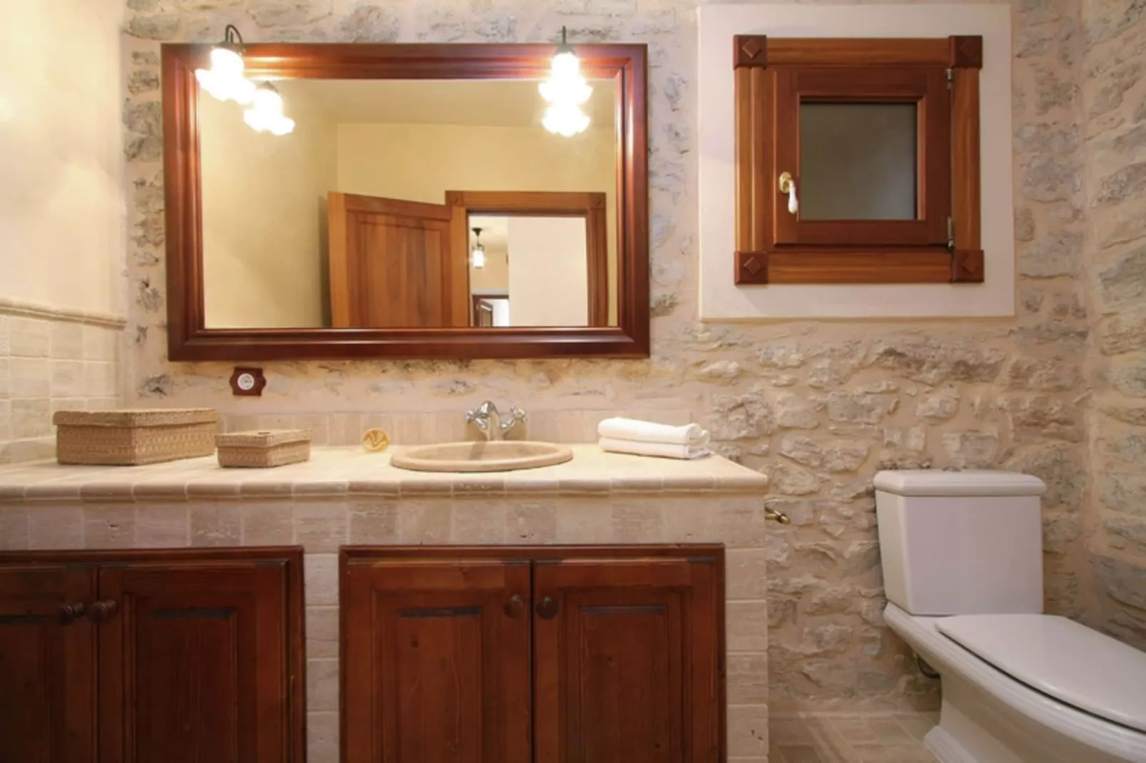 Petit-Bathroom