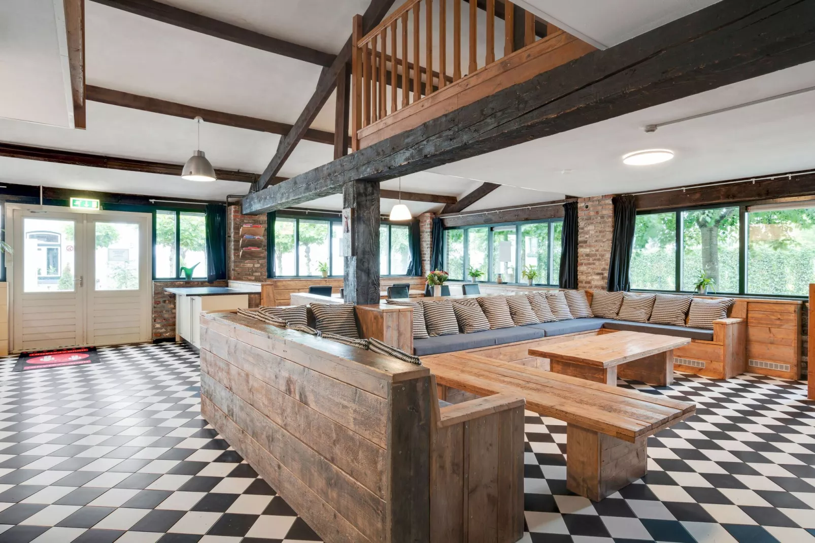 Hoeve de Drogenberg de Schuur-Living room