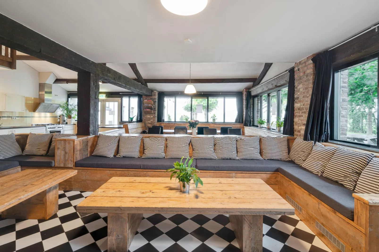 Hoeve de Drogenberg de Schuur-Living room