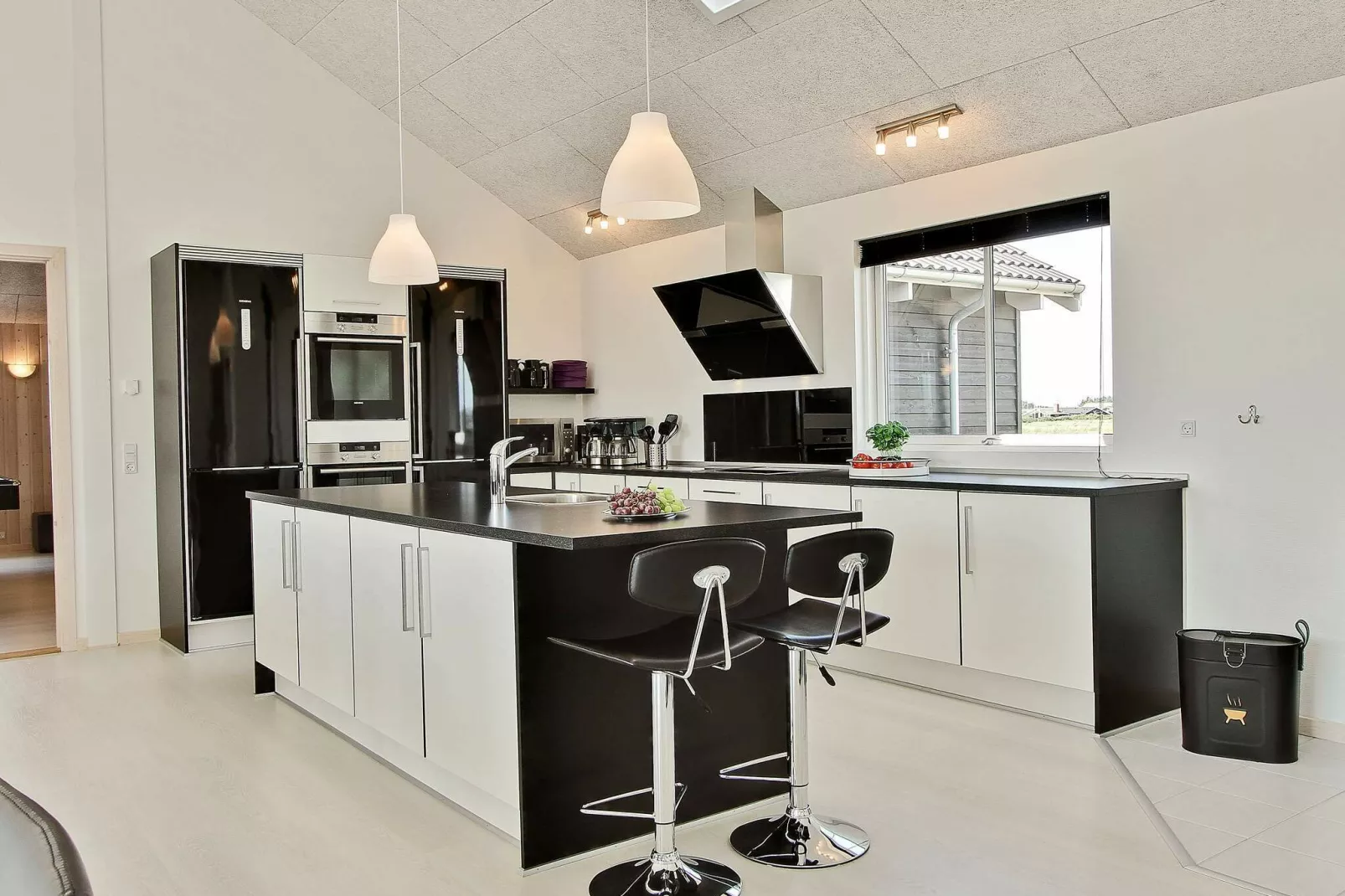 Luxury Retreat by the Sea - By Traum Ferienwohnungen-Indoor