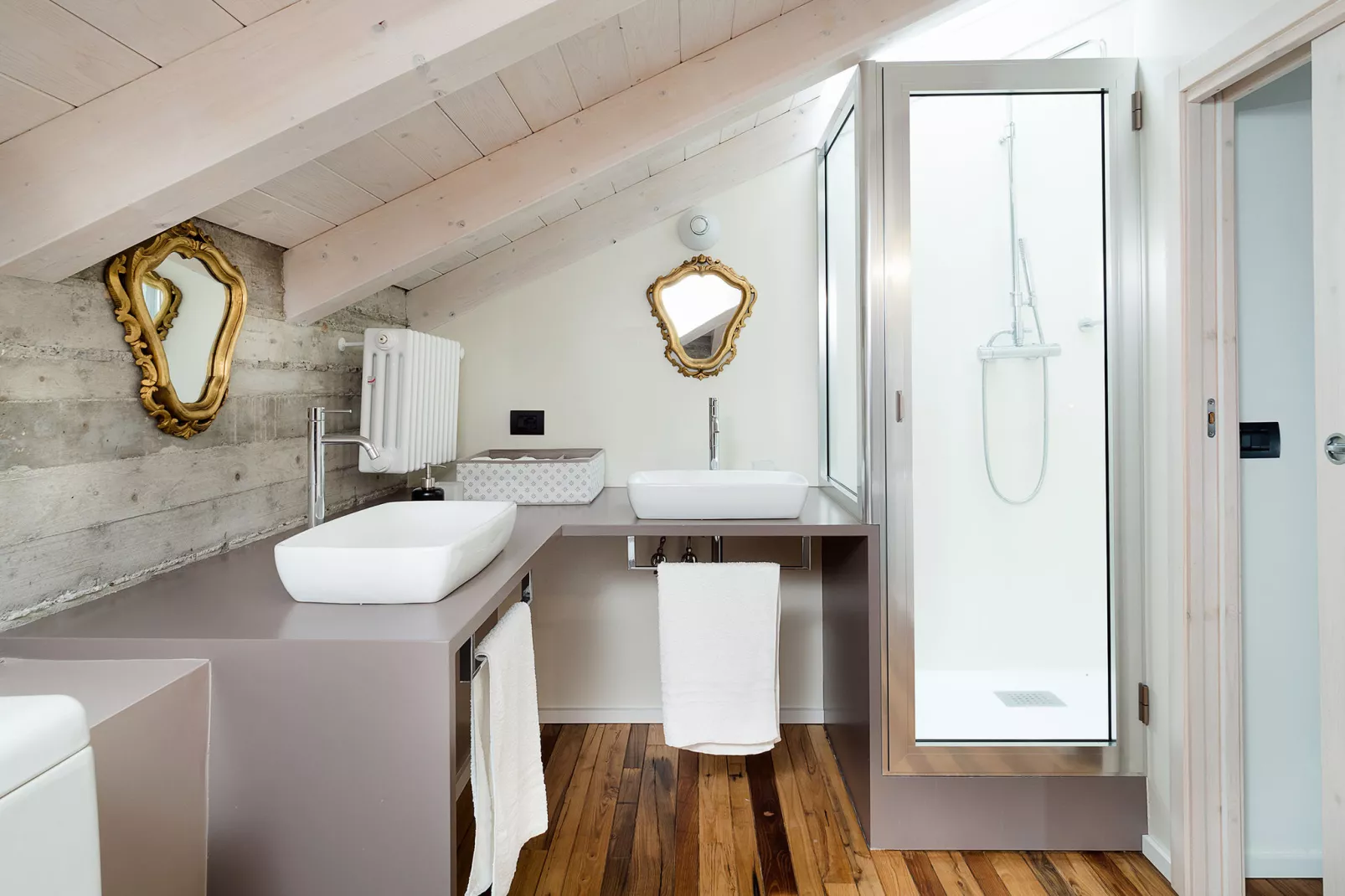 La Torretta Dieci-Bathroom