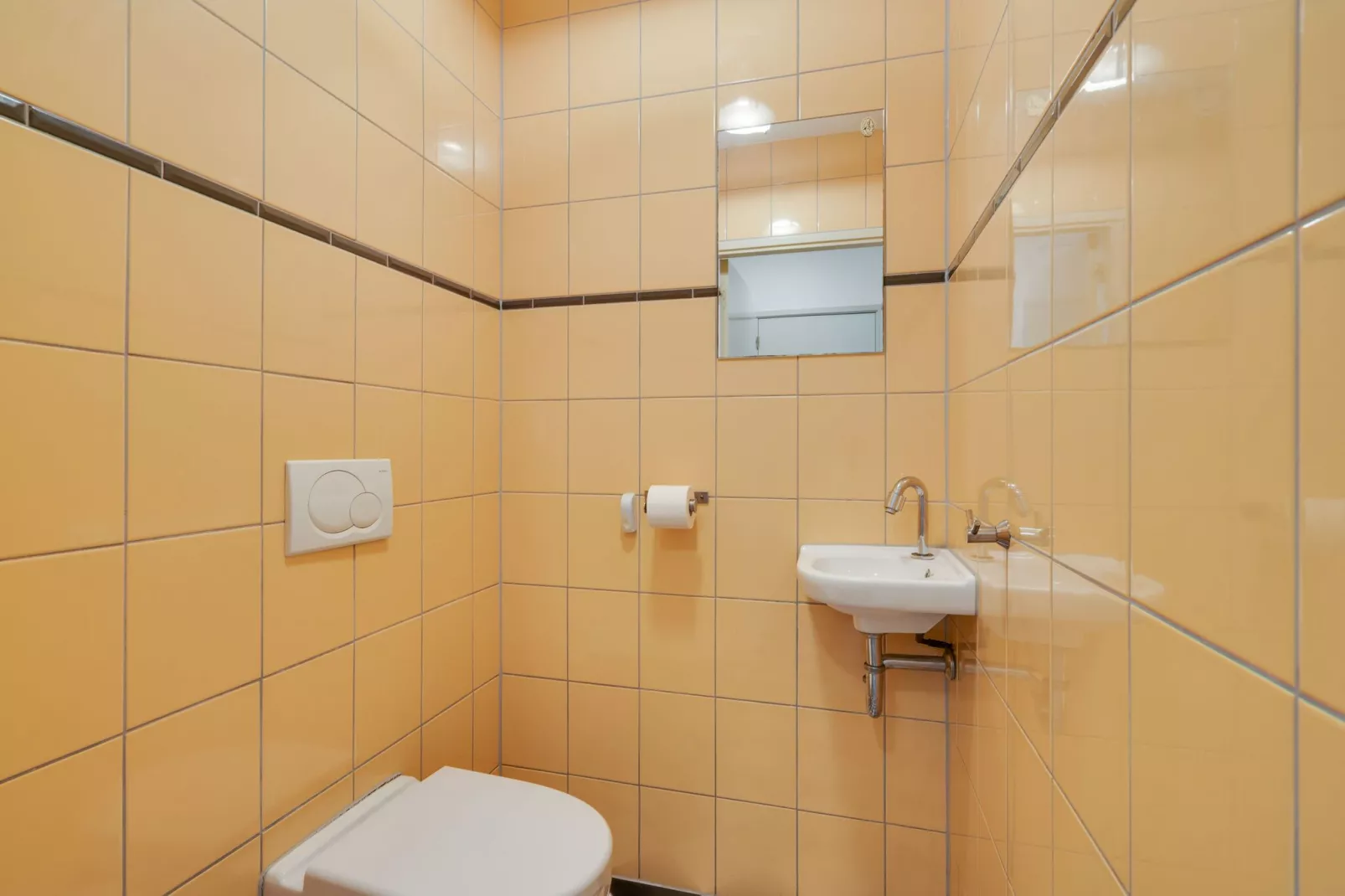 Hoeve de Drogenberg de Schuur-Bathroom