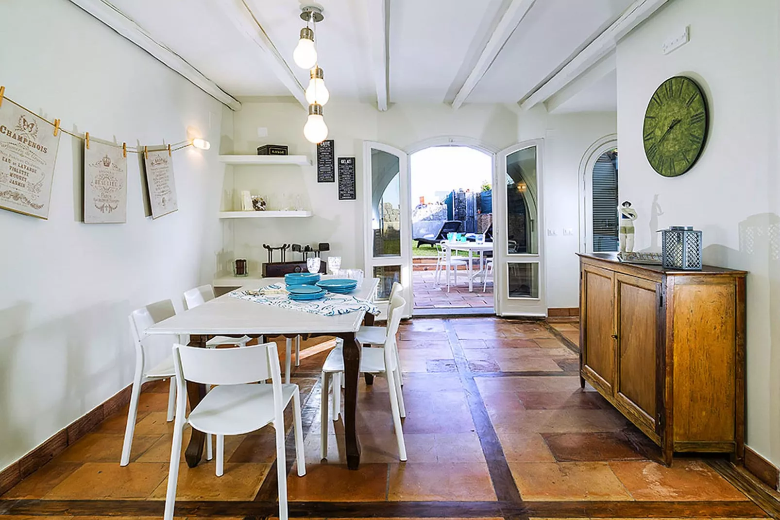 Casa Tecla-Dining room