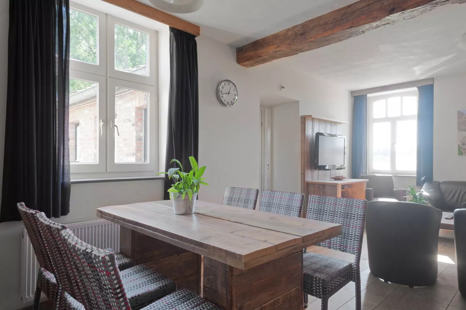 Hoeve de Drogenberg-Esszimmer