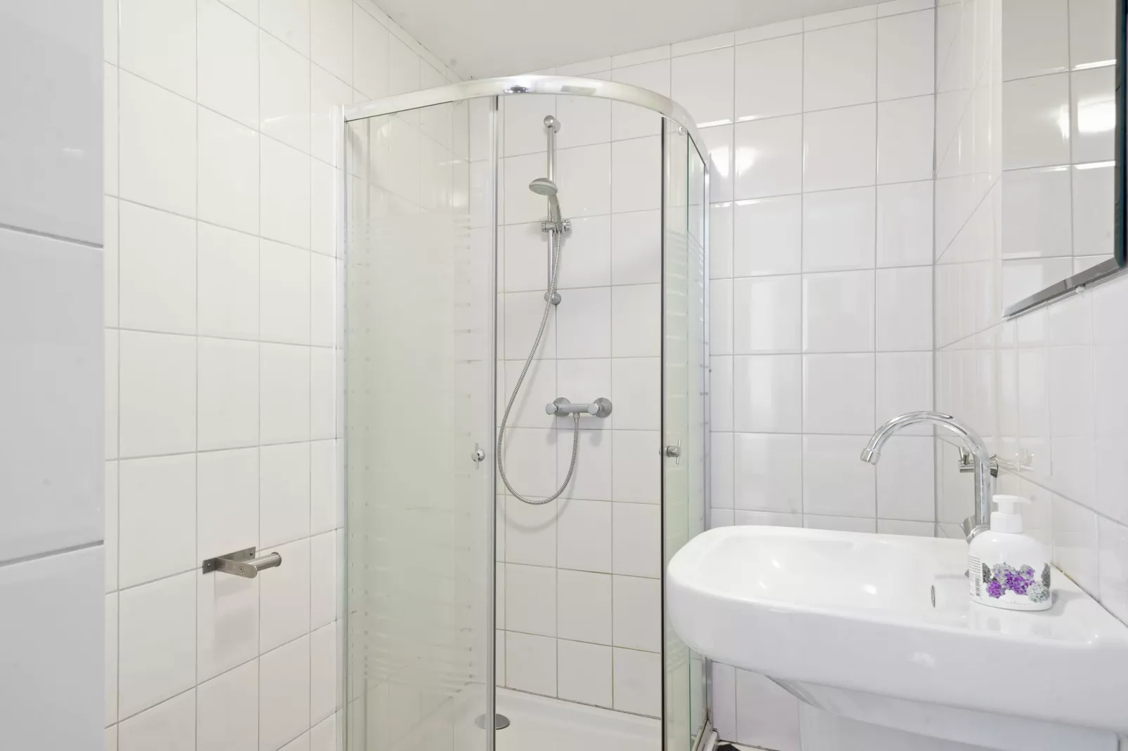 Hoeve de Drogenberg-Badezimmer