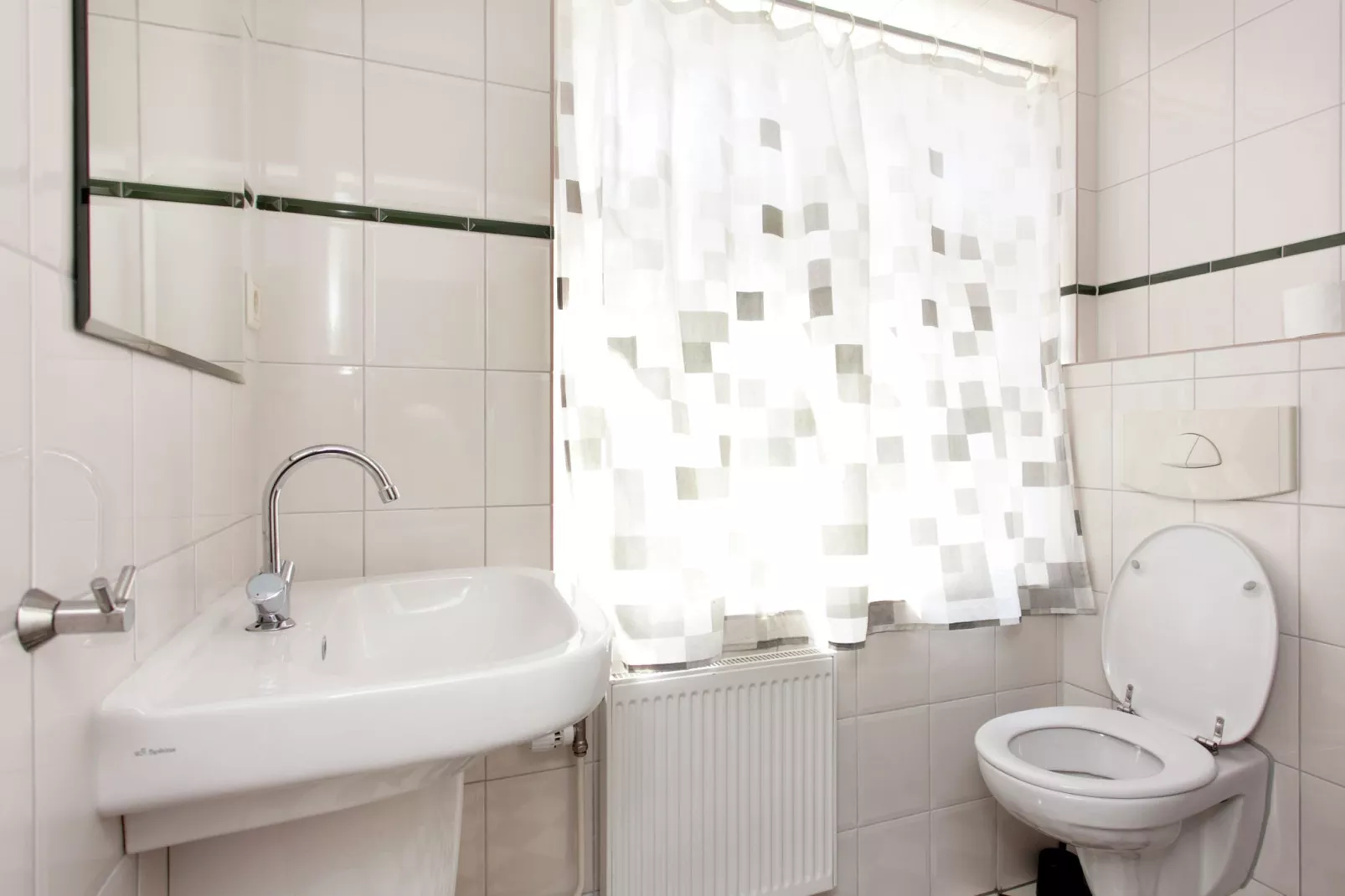 Hoeve de Drogenberg-Badezimmer