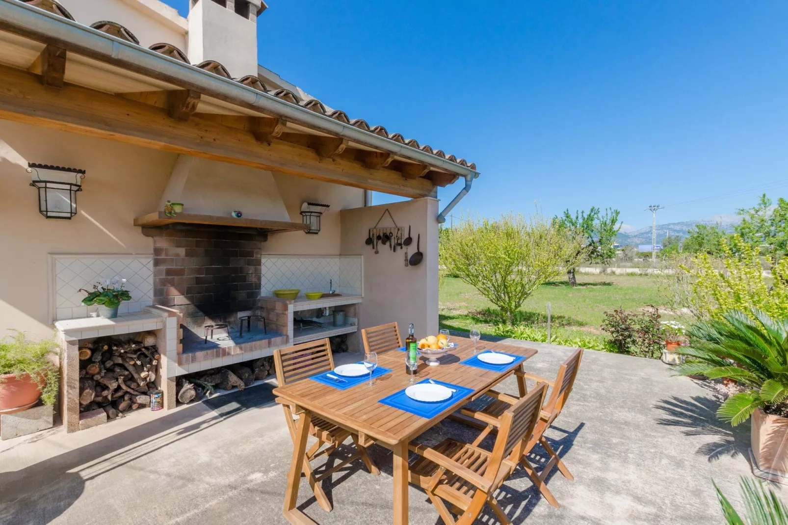 Can Pilos-Exterior summer