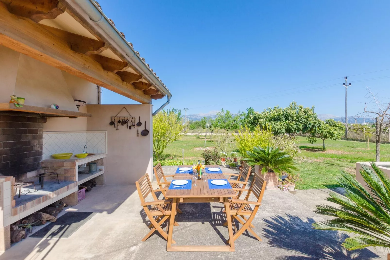Can Pilos-Exterior summer