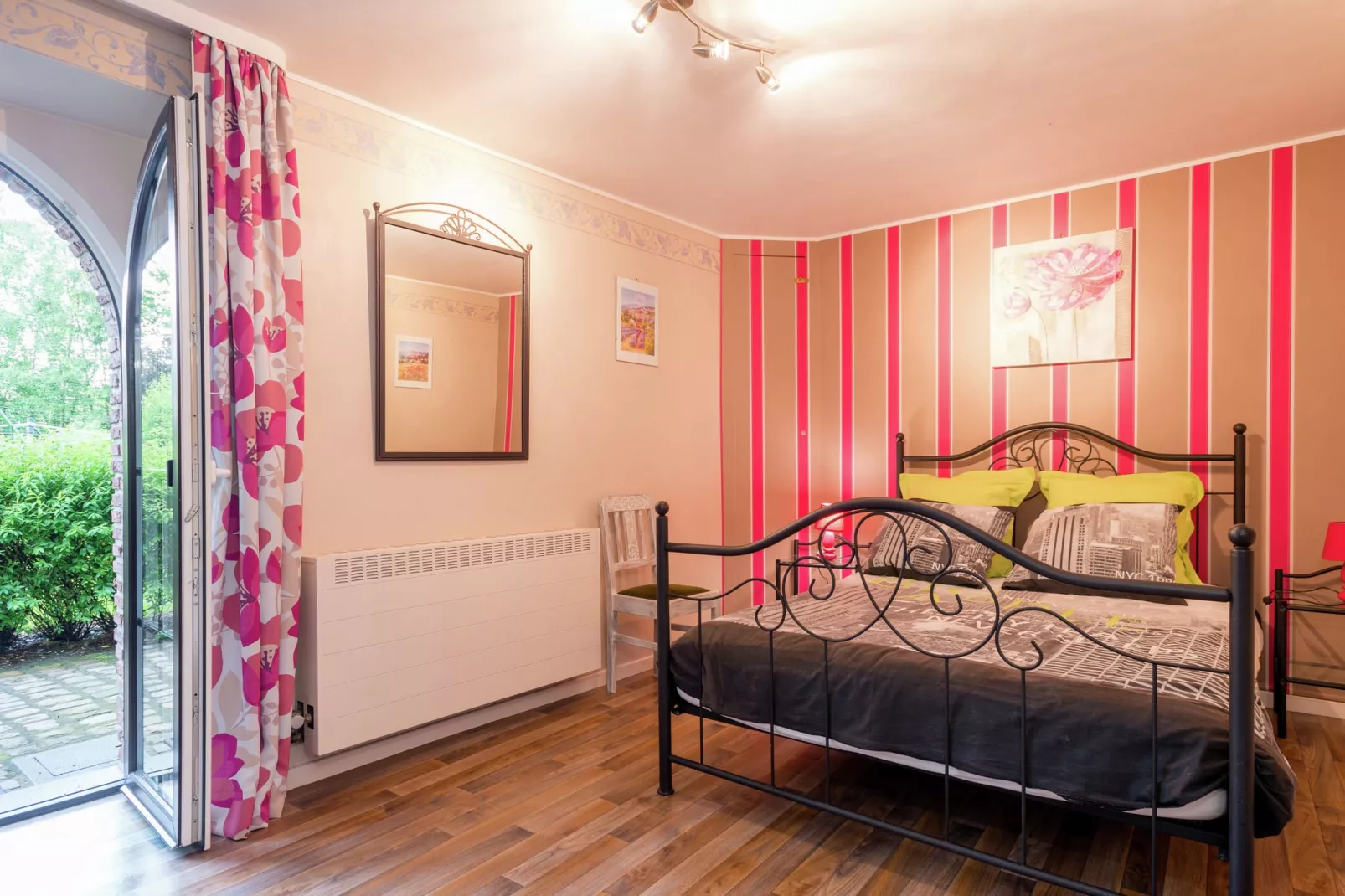 Les Mesanges-Bedroom