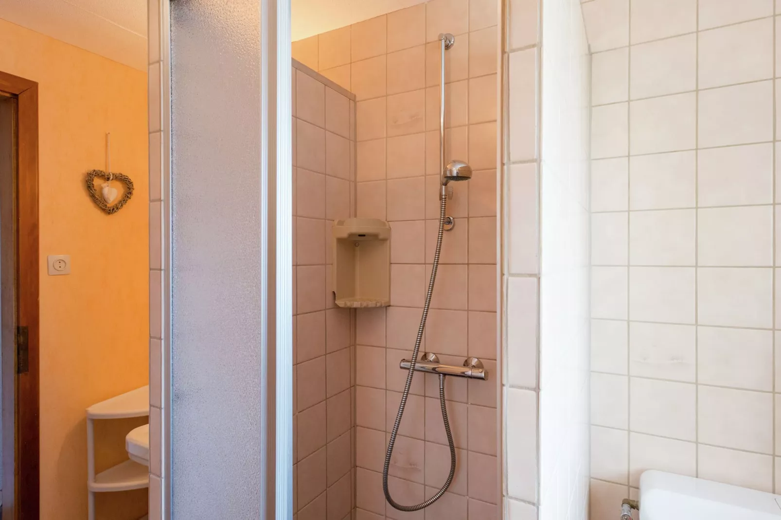 Am Brunnen-Bathroom