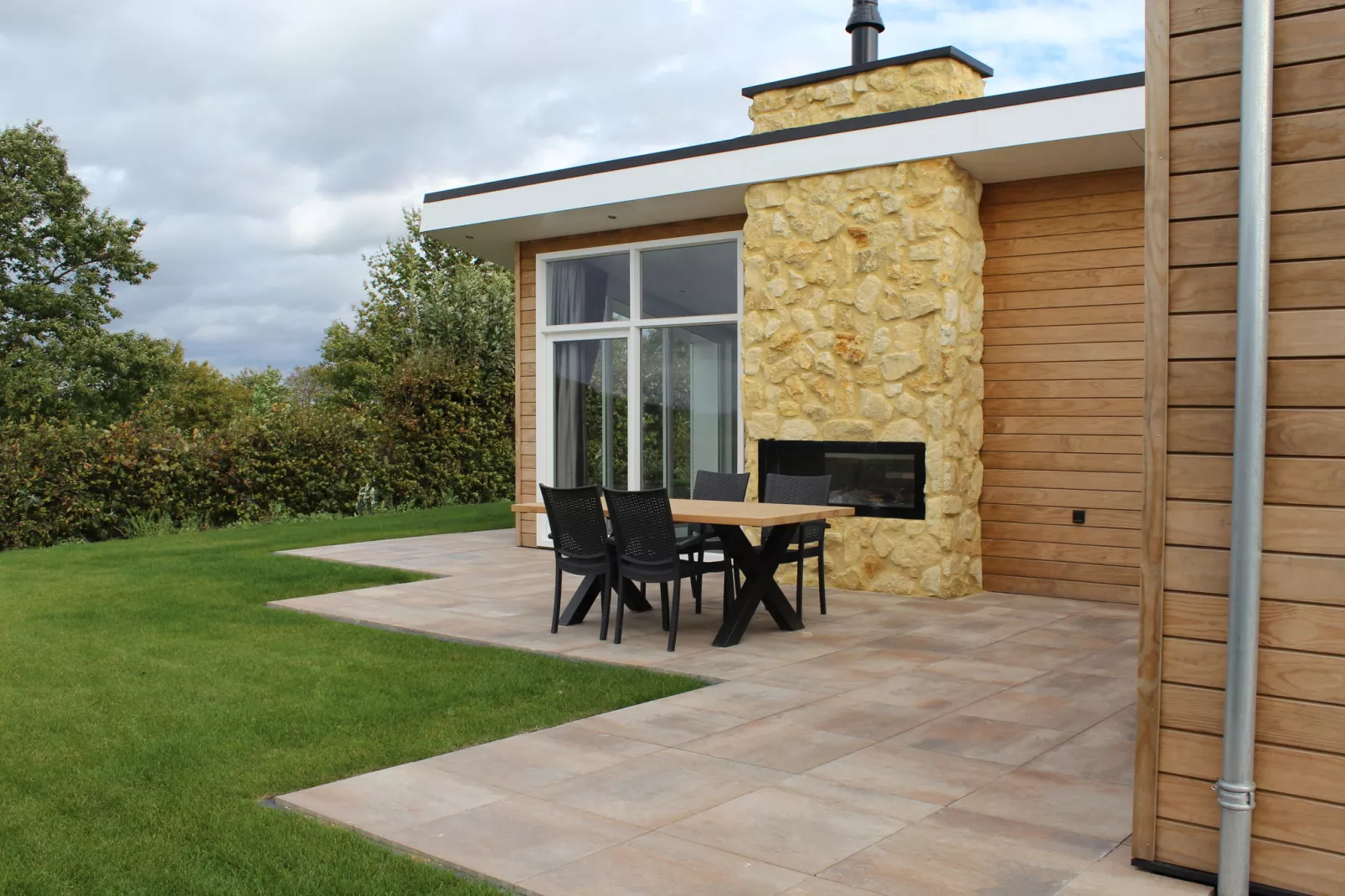 Resort Mooi Bemelen 8-Gardens summer