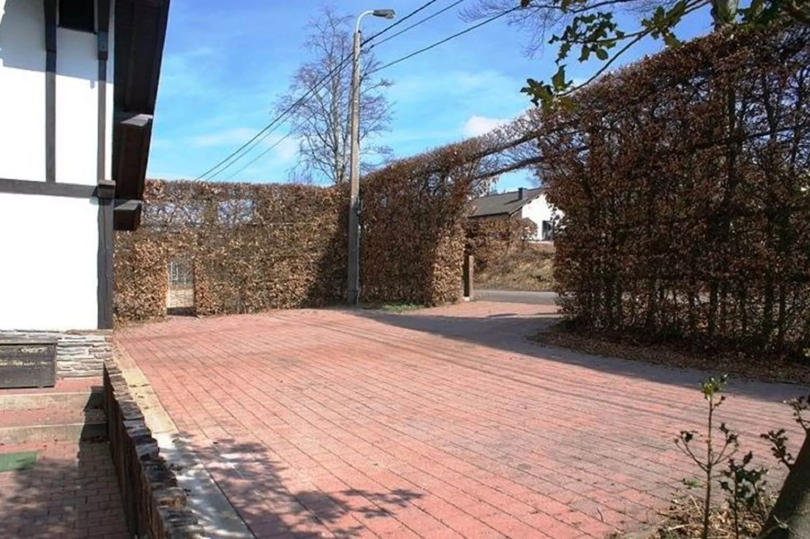 Au-dessus de la vallée-Terrace balcony