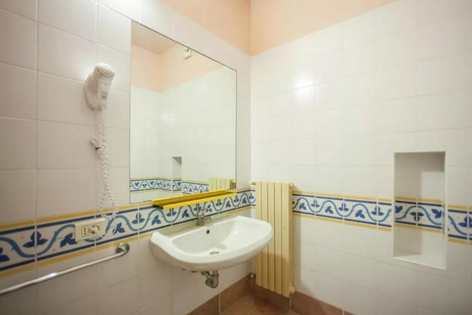 Residence The Garda Village, Sirmione-trilo comfort-Bathroom