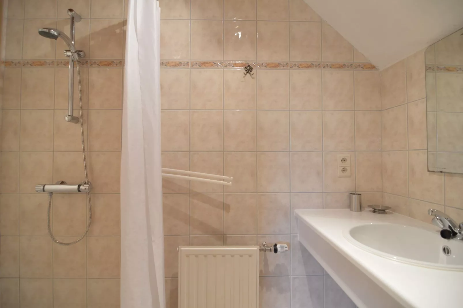 Les Pâturages 2-Bathroom