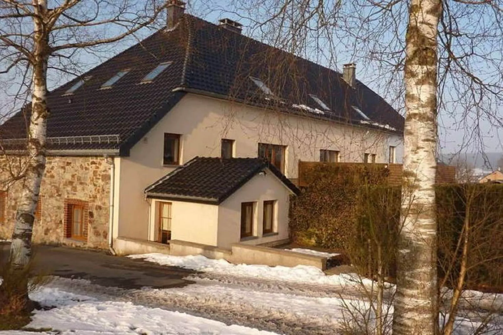 Les Pâturages 2-Exterior winter
