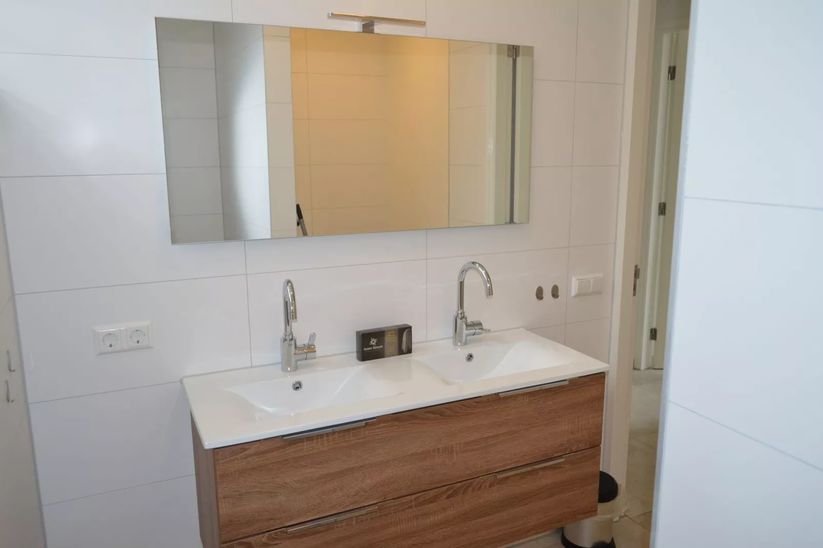 Resort Mooi Bemelen 11-Bathroom